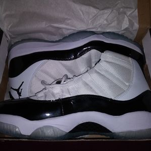 Air Jordan 11 Retro
